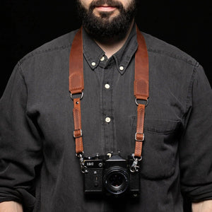 Distressed Leather Camera Strap – Quick Release & Secure Fit