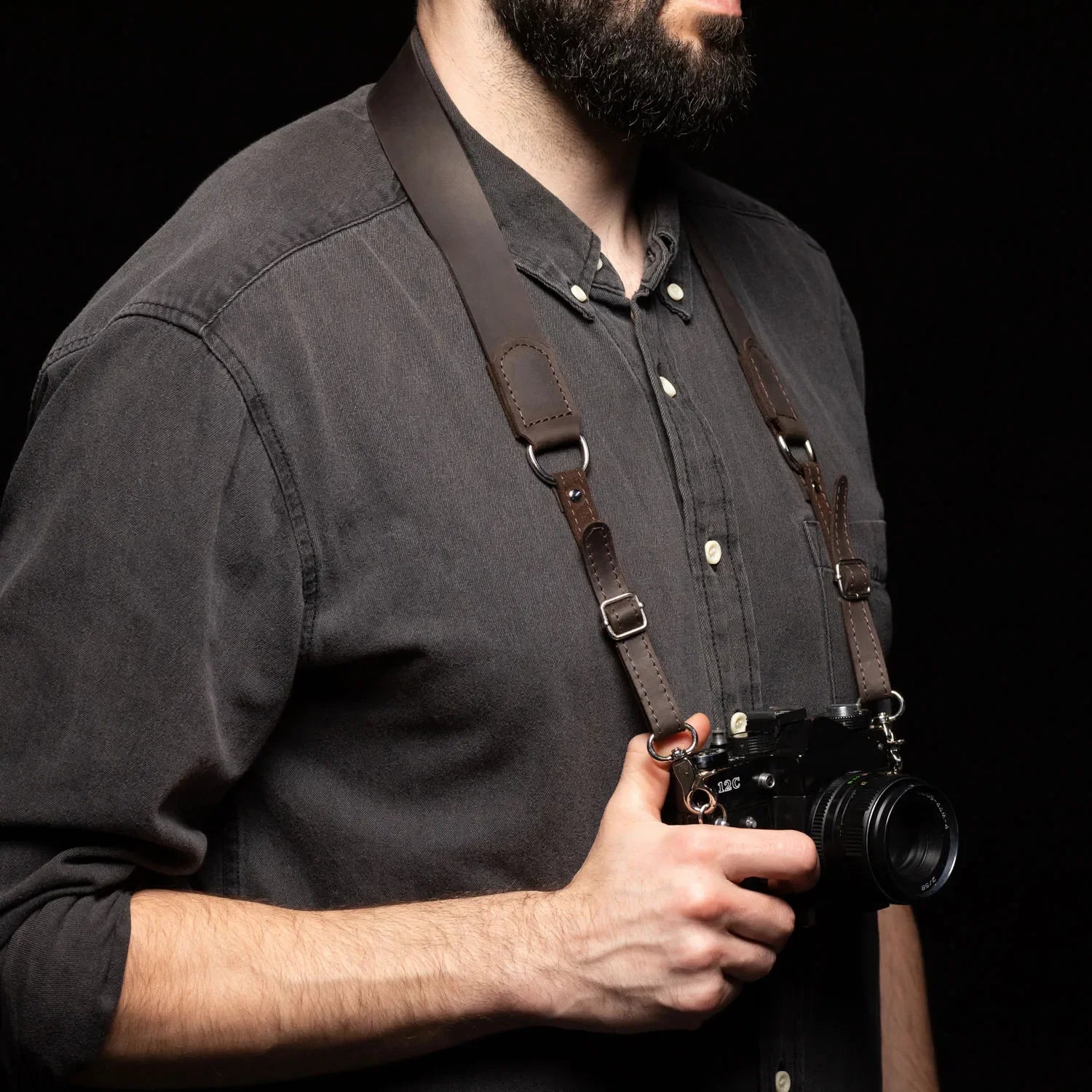 Distressed Leather Camera Strap – Quick Release & Secure Fit