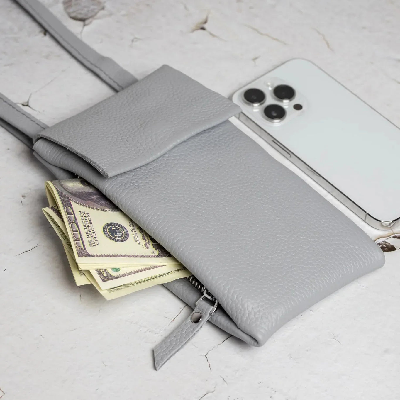 Minimalist Phone Pouch – Grainy Leather Crossbody Bag