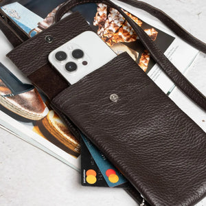 Minimalist Phone Pouch – Grainy Leather Crossbody Bag