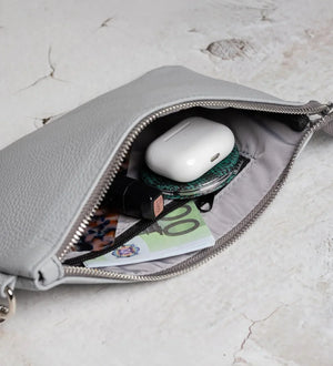 Grainy Leather Clutch with Zipper – 3 Sizes