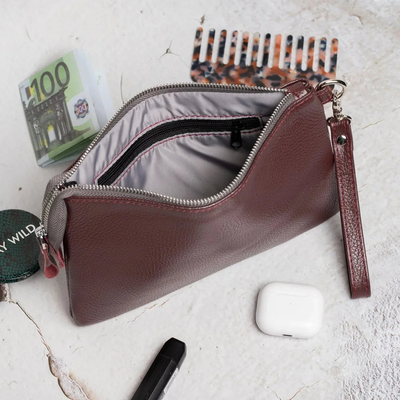 Grainy Leather Clutch with Zipper – 3 Sizes