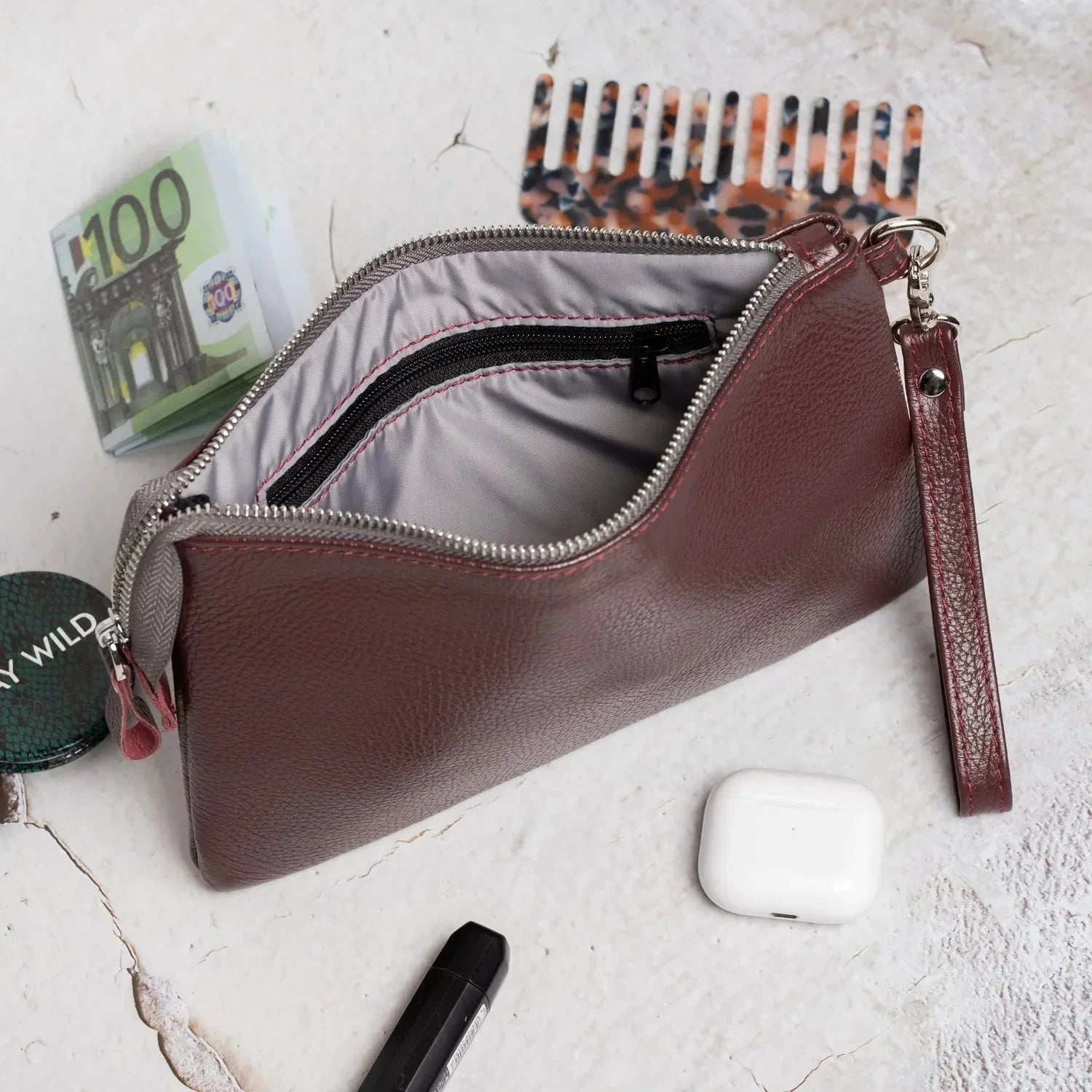 Grainy Leather Clutch with Zipper – 3 Sizes