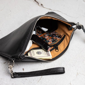 Zippered Full grain Leather Clutch | Graini Black - Wenderfarer