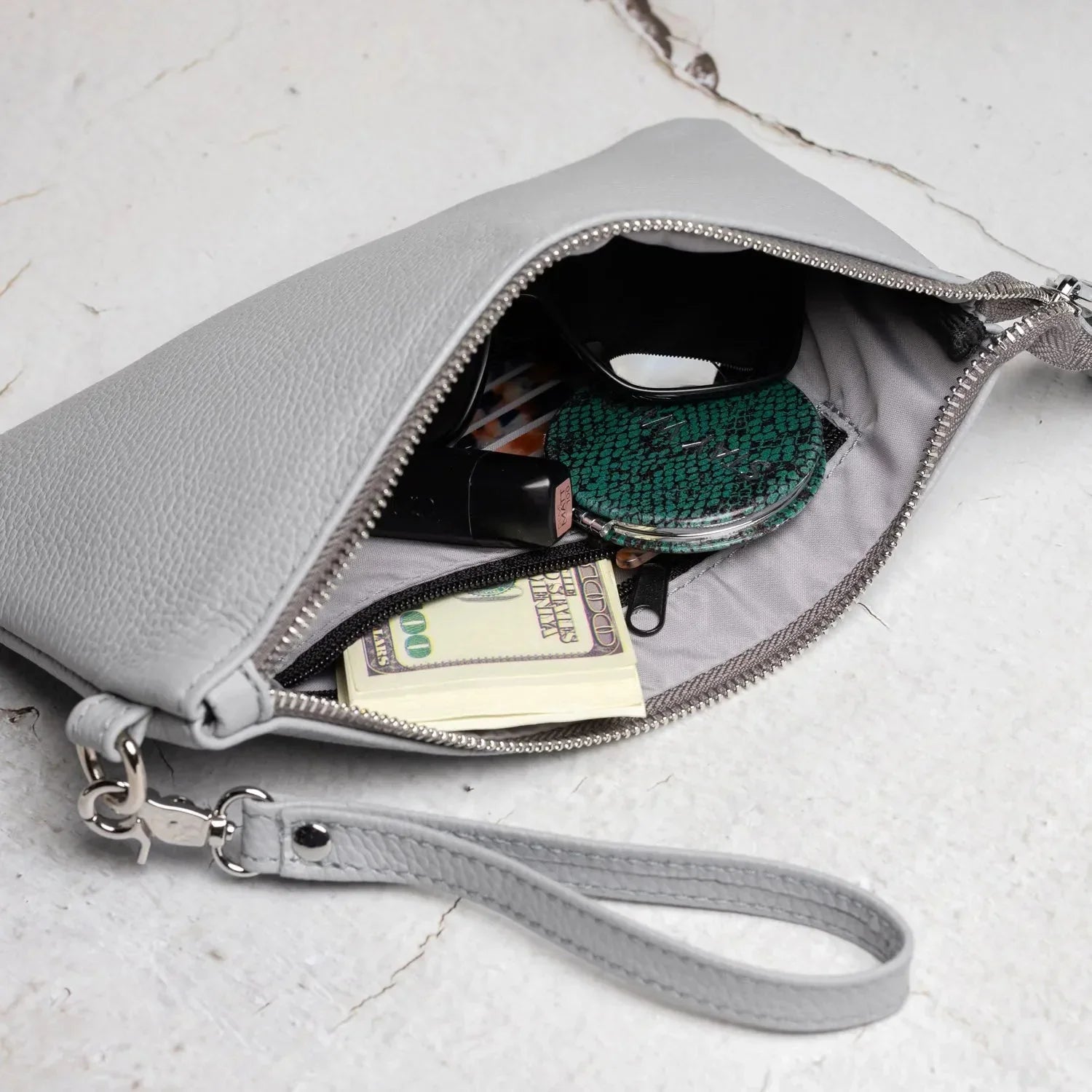 Grainy Leather Clutch with Zipper – 3 Sizes