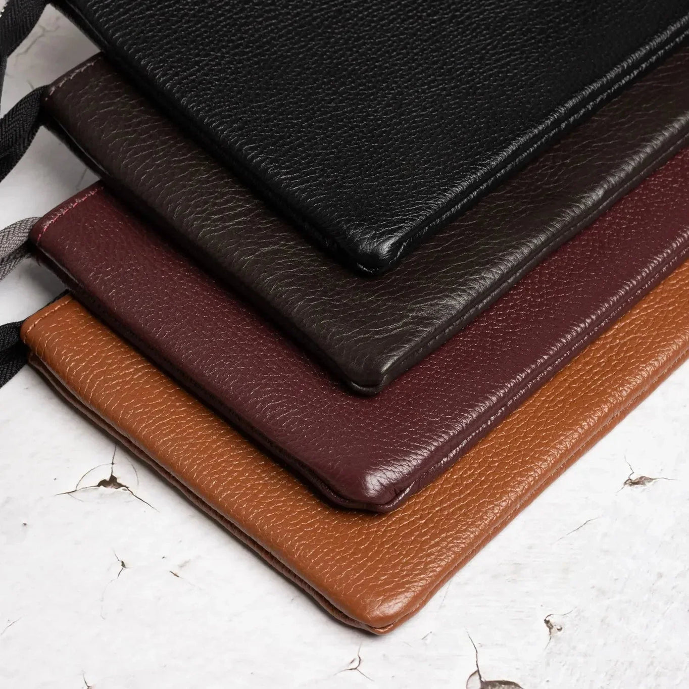 Grainy Leather Clutch with Zipper – 3 Sizes