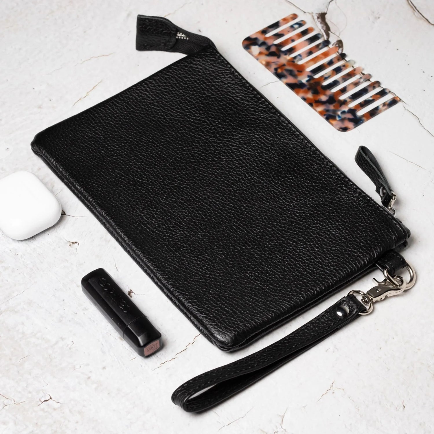 Zippered Full grain Leather Clutch | Graini Black - Wenderfarer