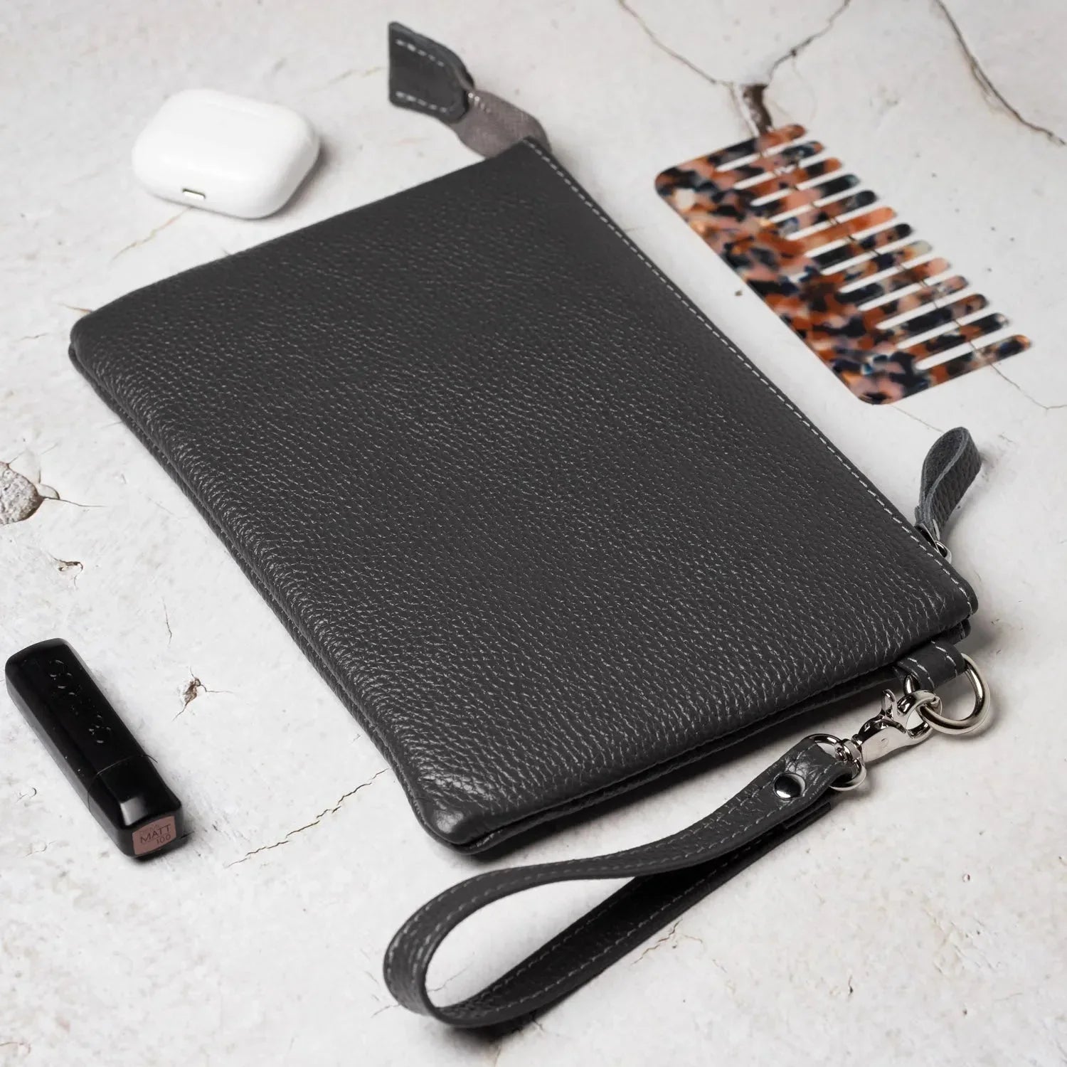 Grainy Leather Clutch with Zipper – 3 Sizes