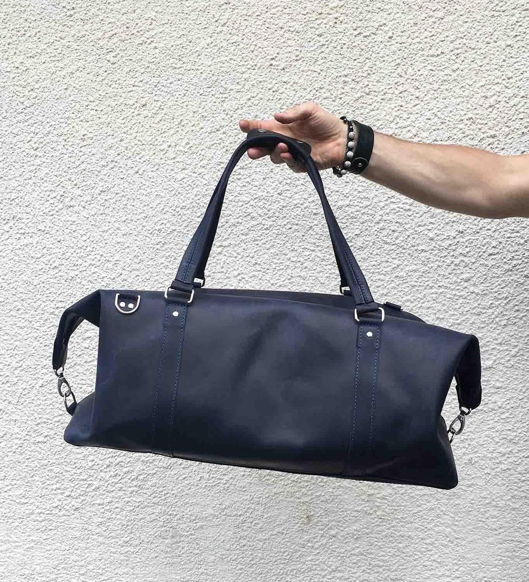 Handmade Distressed Leather Duffel – Travel Bag for Men | Stout M/L
