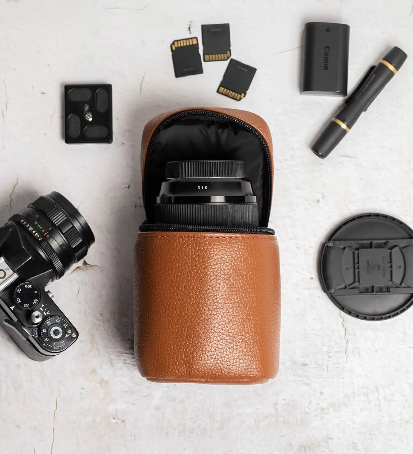 Leather Lens Pouch – Full-Grain Case for Camera Lenses | 4 Sizes