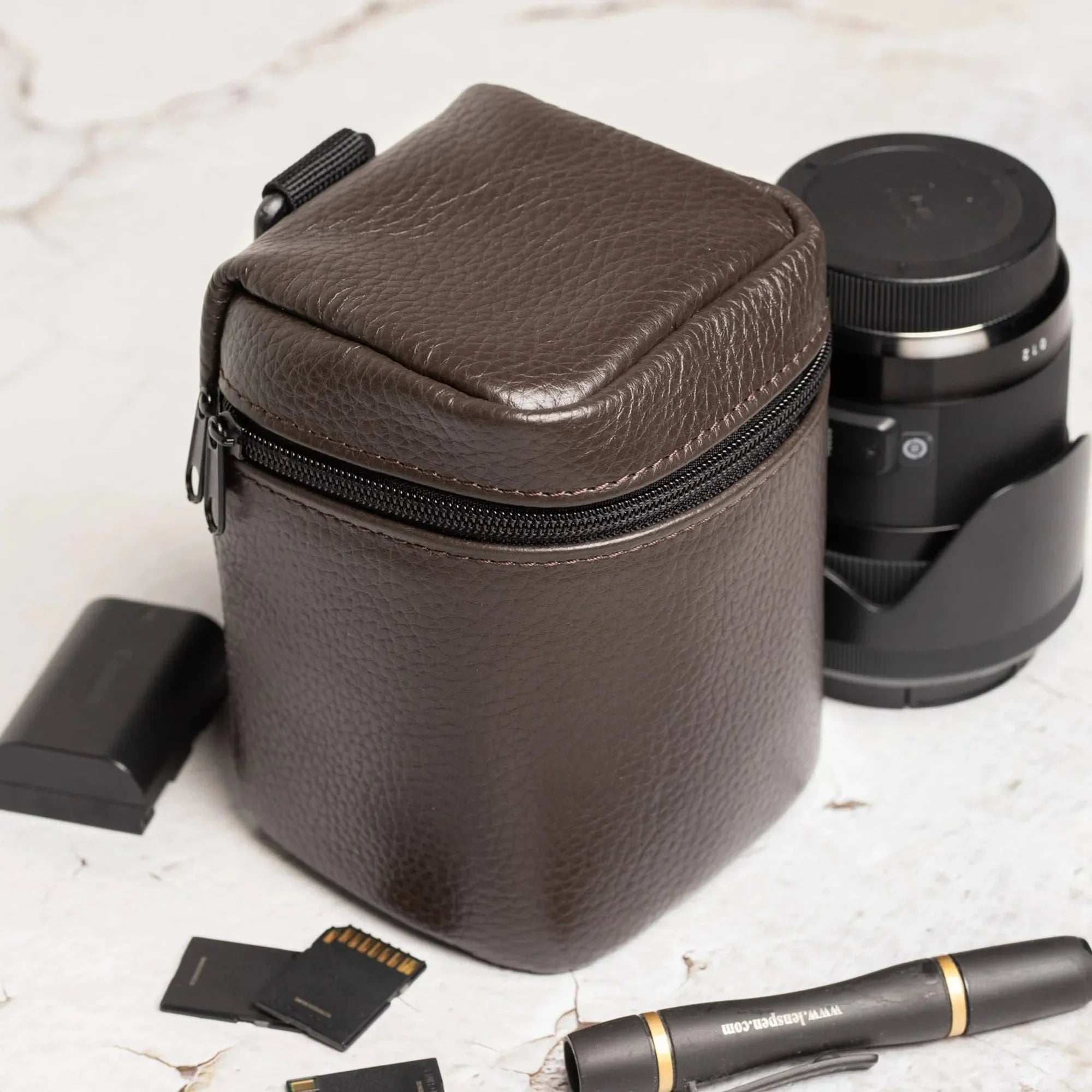 Full-Grain Leather Camera Lens Case | Chocolate Brown - Wenderfarer