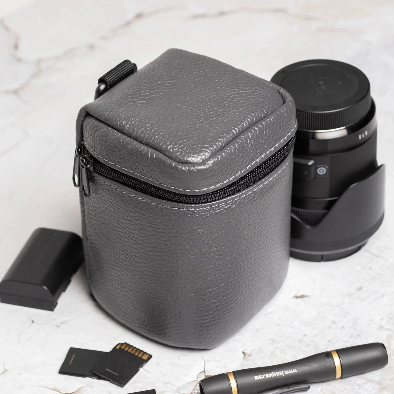 Full-Grain Leather Camera Lens Case | Smoky Grey - Wenderfarer