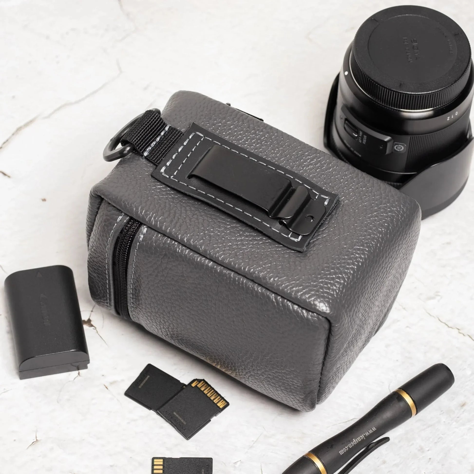 Full-Grain Leather Camera Lens Case | Smoky Grey - Wenderfarer