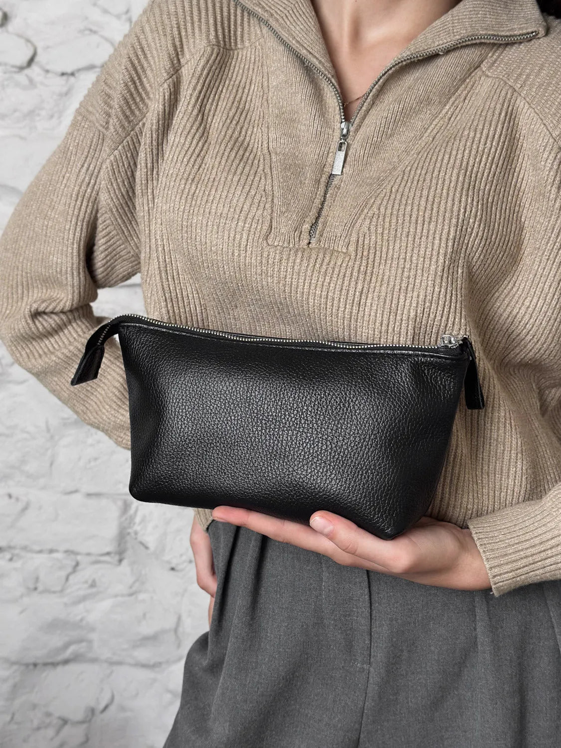 Full grain Leather Makeup Bag - Allure | Graini Black - Wenderfarer