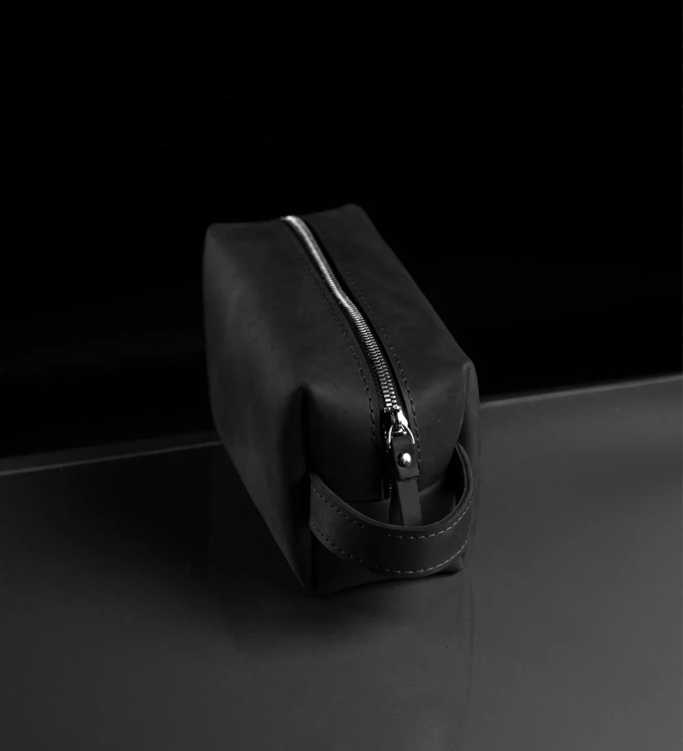 Waxed Matte Leather Dopp Kit – Travel Organizer