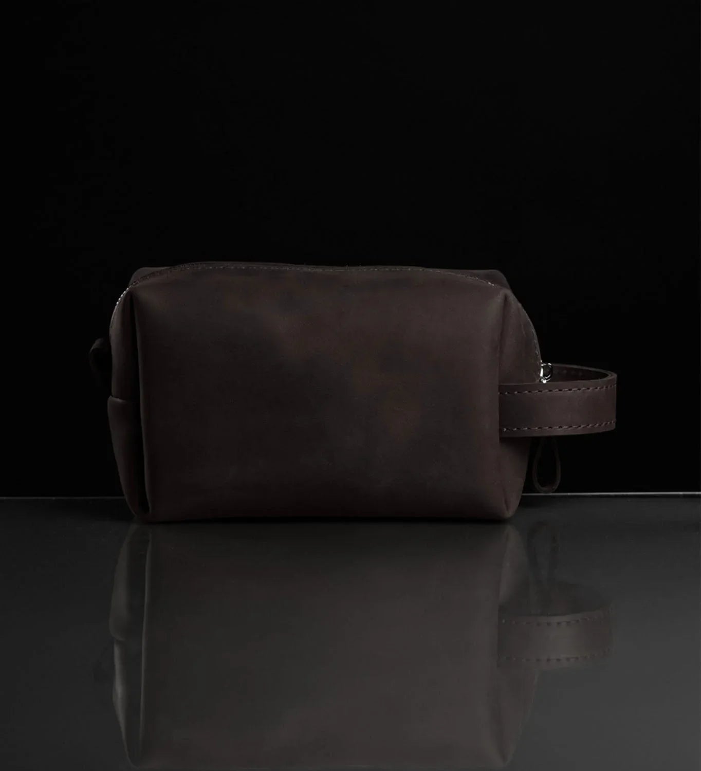 Waxed Matte Leather Dopp Kit – Travel Organizer
