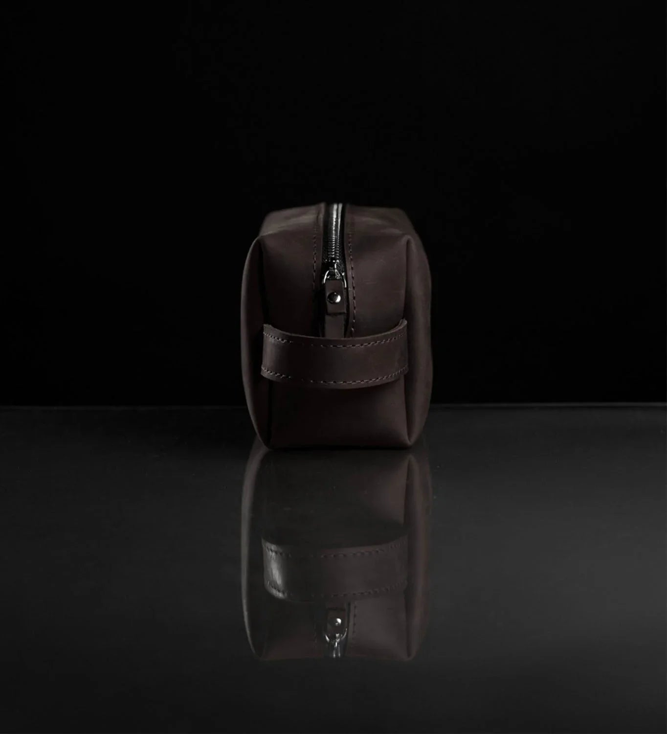 Waxed Matte Leather Dopp Kit – Travel Organizer