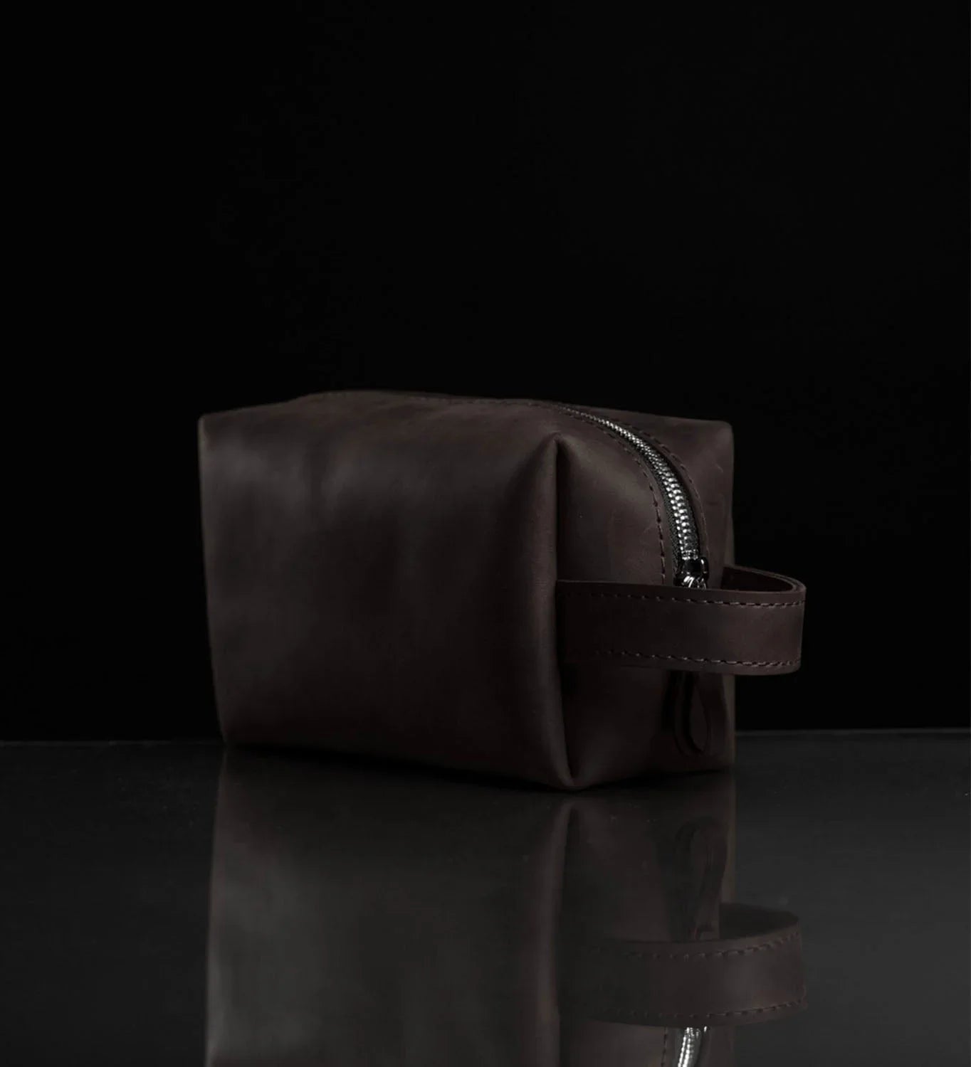Waxed Matte Leather Dopp Kit – Travel Organizer