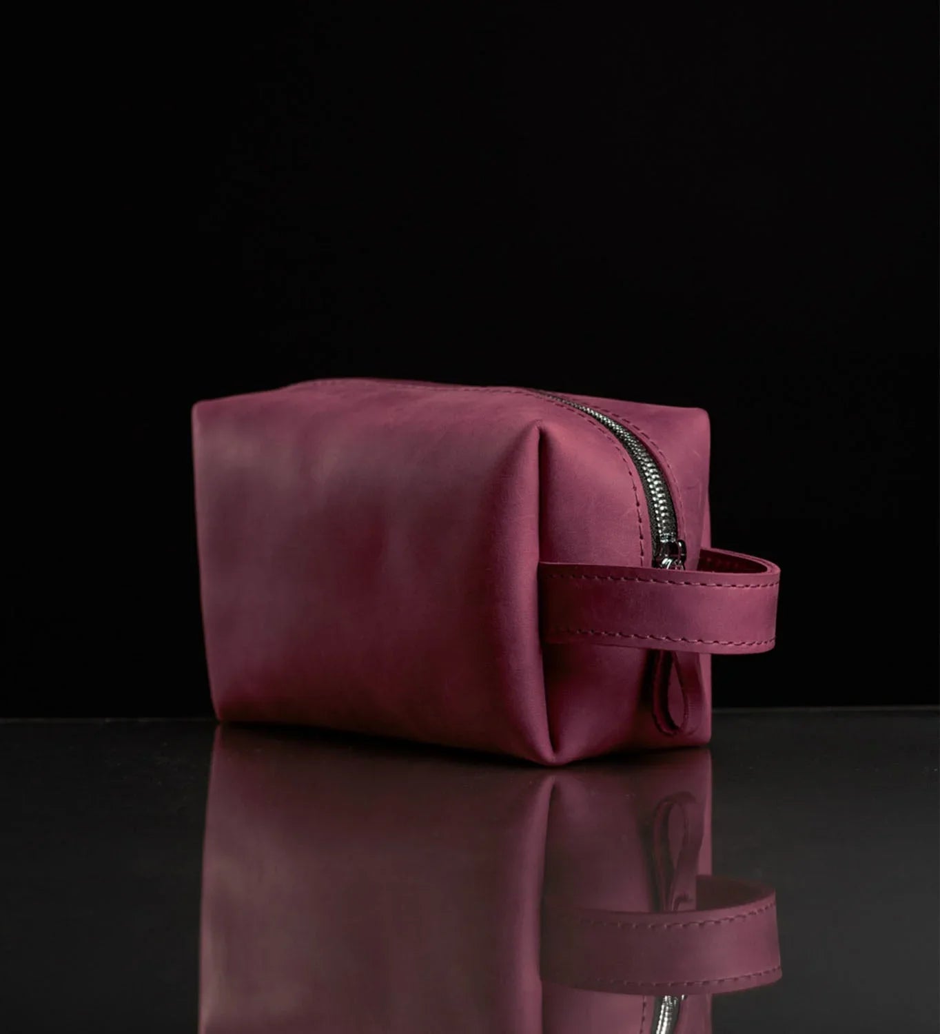 Waxed Matte Leather Dopp Kit – Travel Organizer