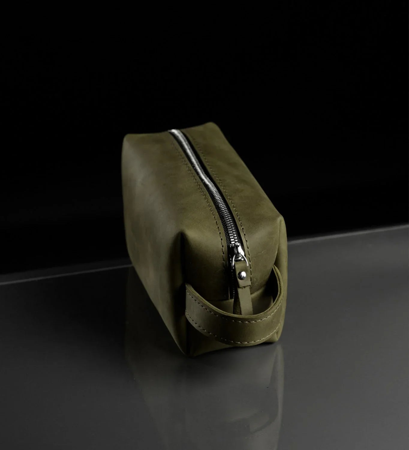 Waxed Matte Leather Dopp Kit – Travel Organizer