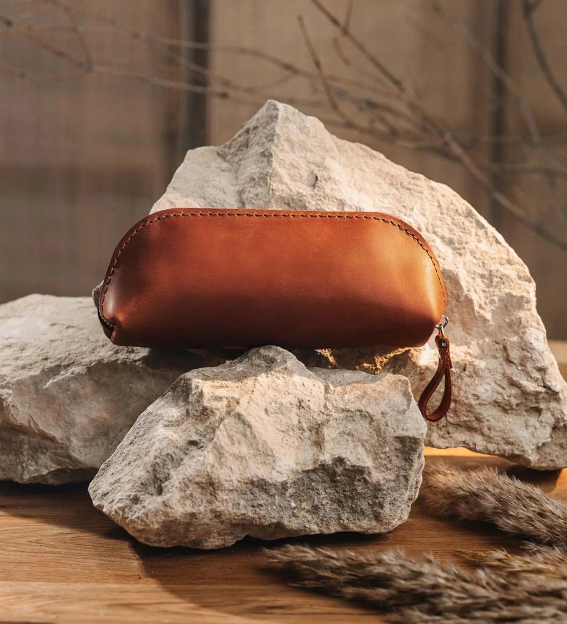Zippered Pencil Pouch – Distressed Leather Organizer