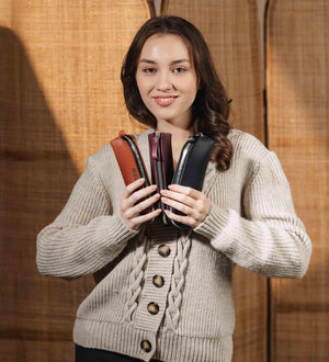 Zippered Pencil Pouch – Distressed Leather Organizer