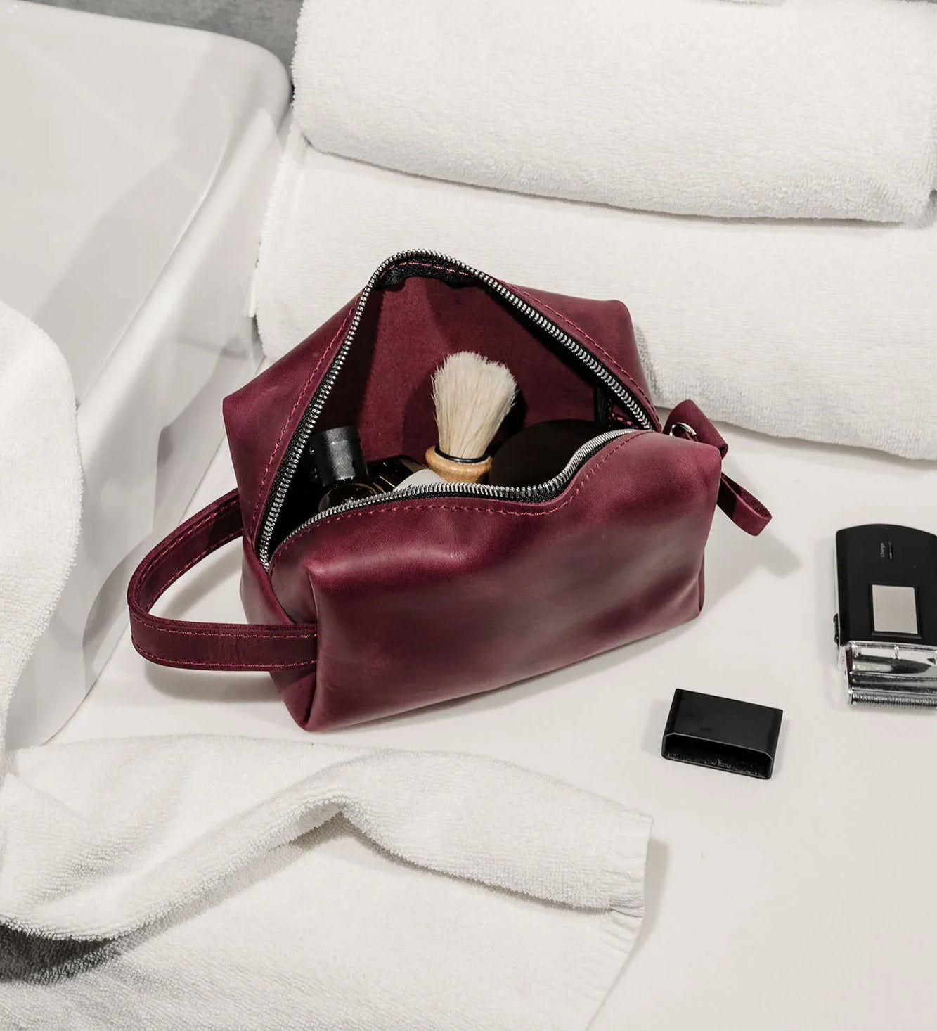 Waxed Matte Leather Dopp Kit – Travel Organizer