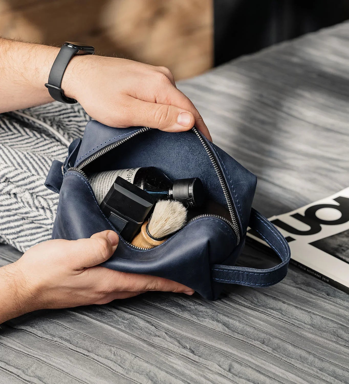 Waxed Matte Leather Dopp Kit – Travel Organizer