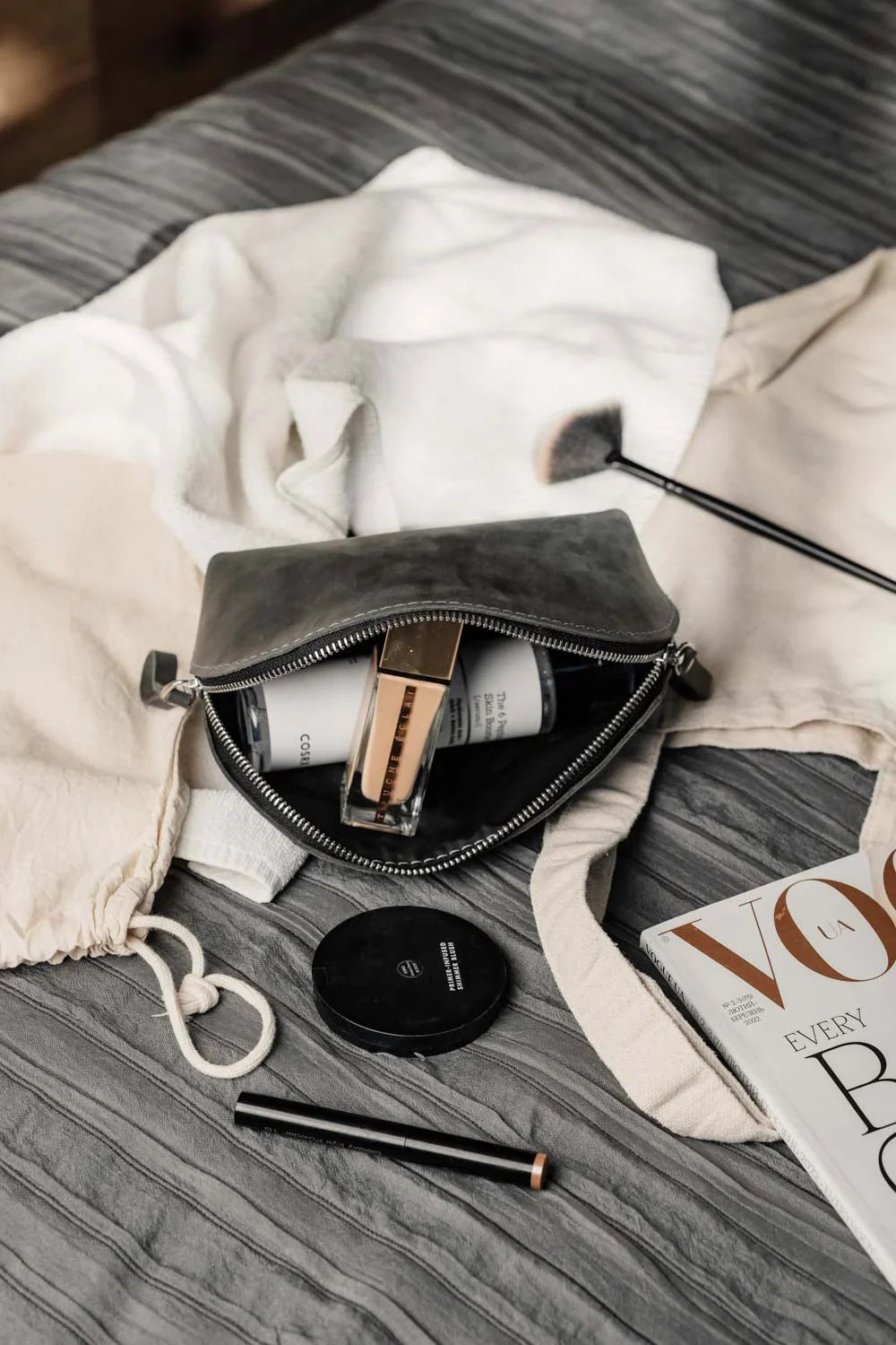 Waxed Matte Leather Makeup Bag for Women | Mirana