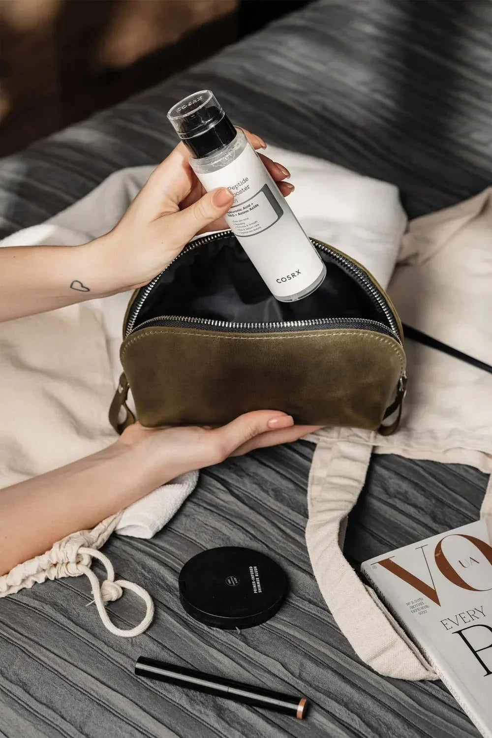 Waxed Matte Leather Makeup Bag for Women | Mirana
