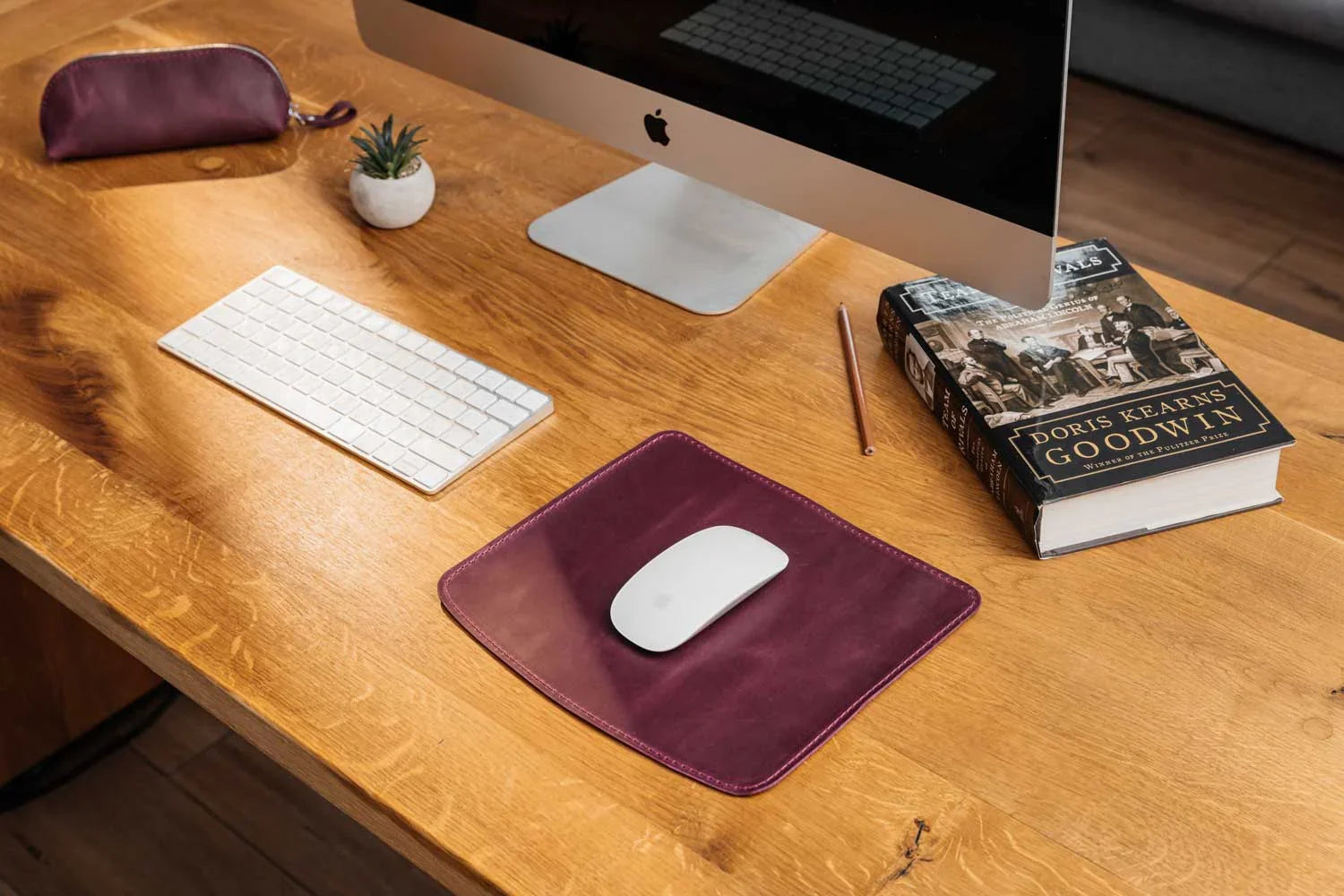 Crazy Horse Leather Mousepad – Matte & Durable