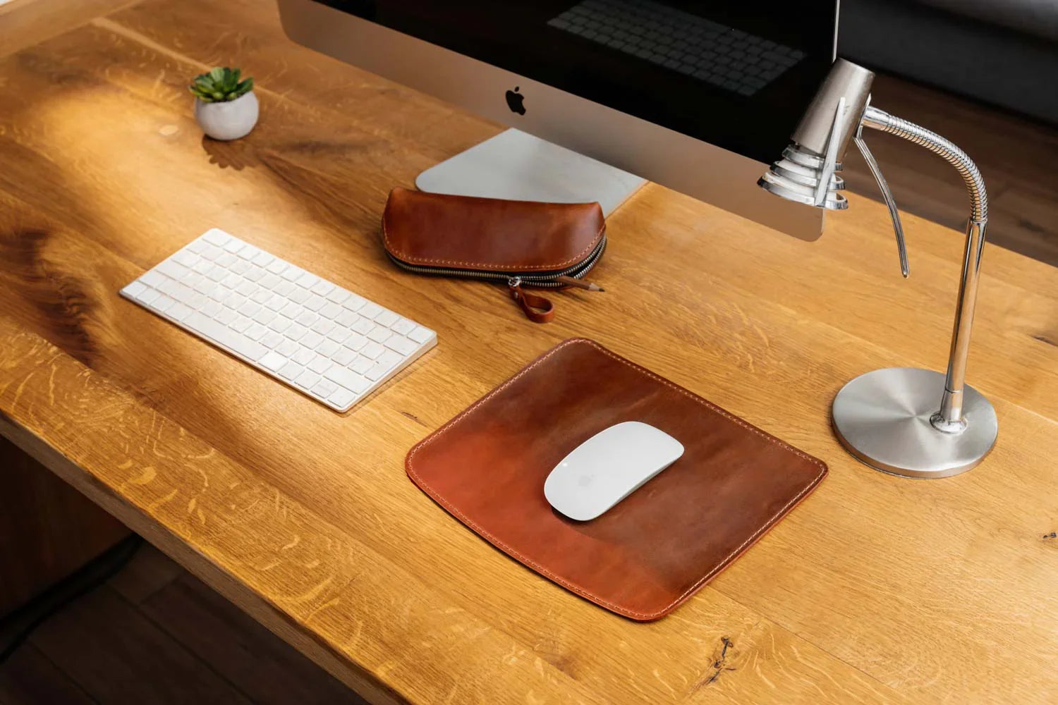 Crazy Horse Leather Mousepad – Matte & Durable