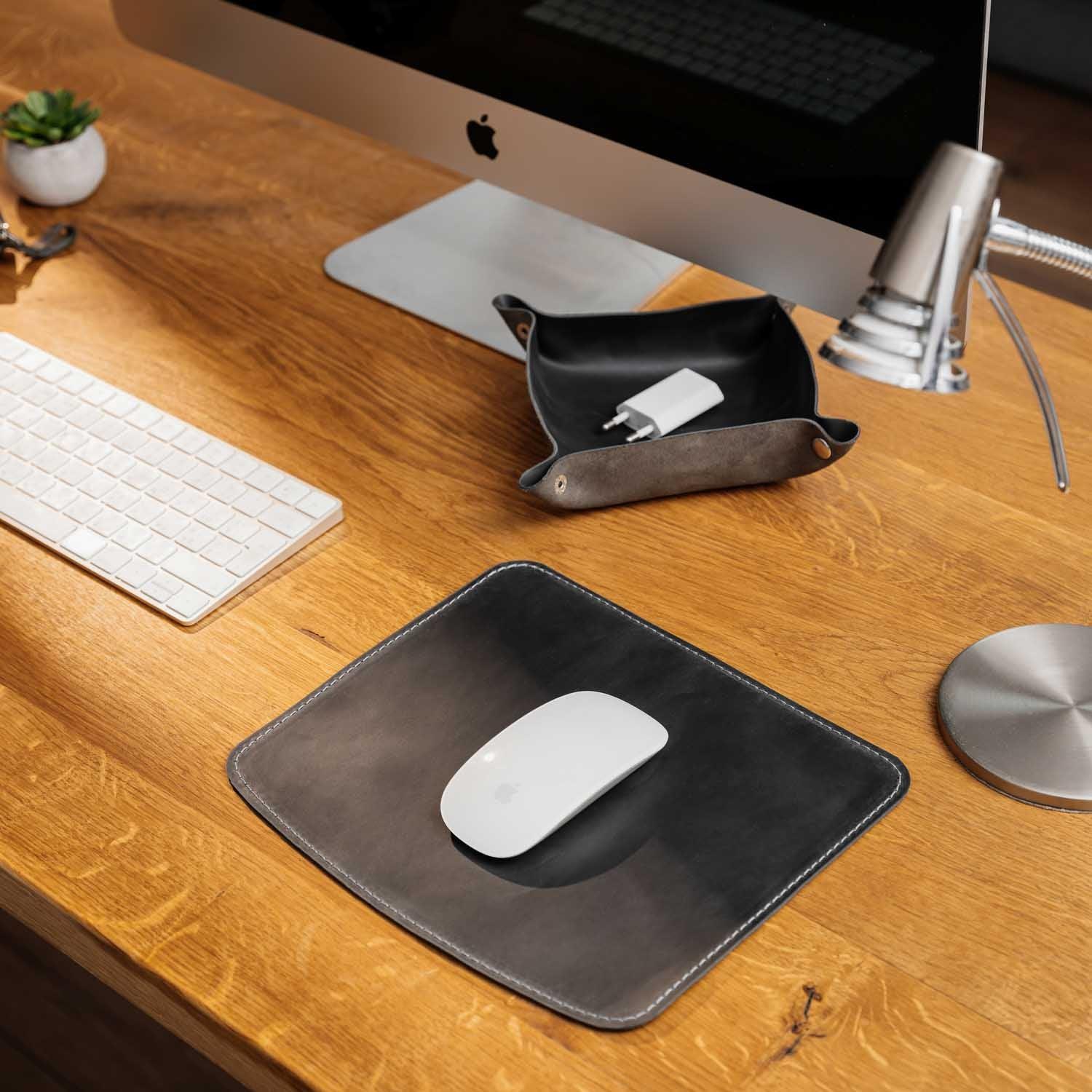 Crazy Horse Leather Mousepad – Matte & Durable