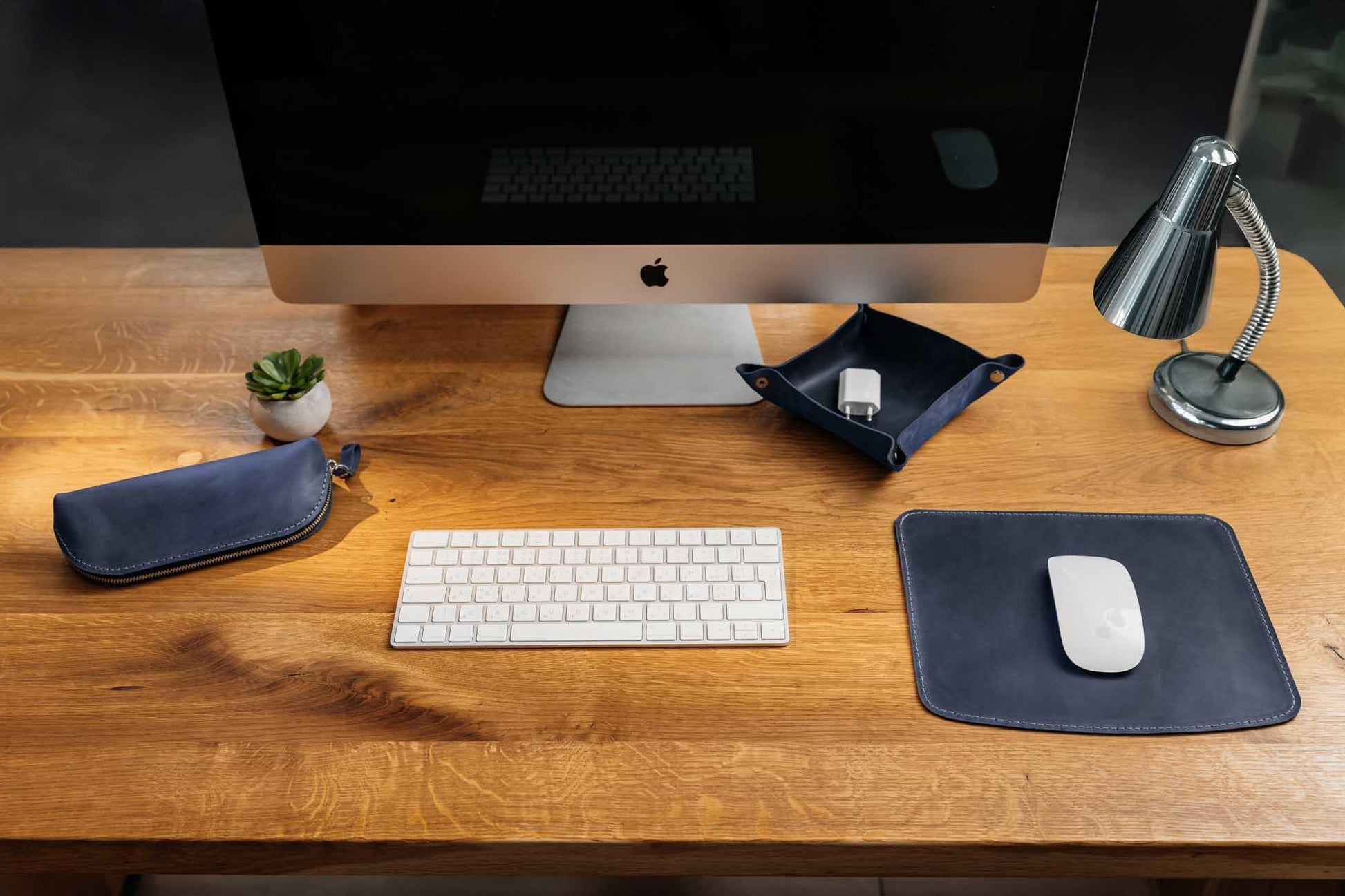 Crazy Horse Leather Mousepad – Matte & Durable