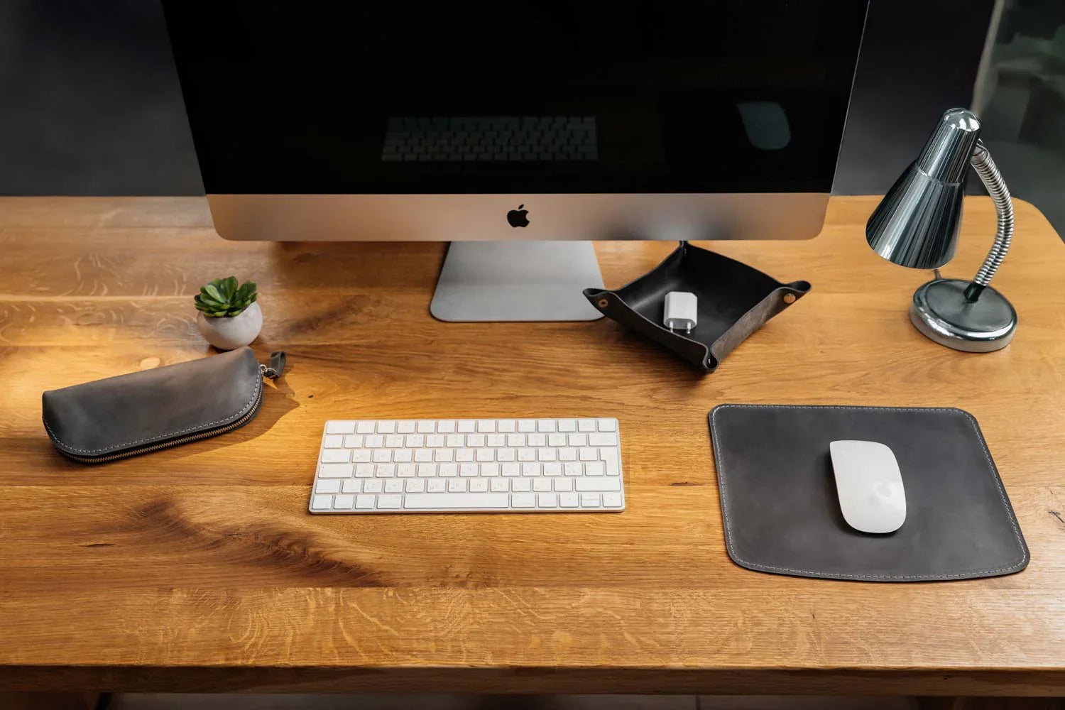 Crazy Horse Leather Mousepad – Matte & Durable