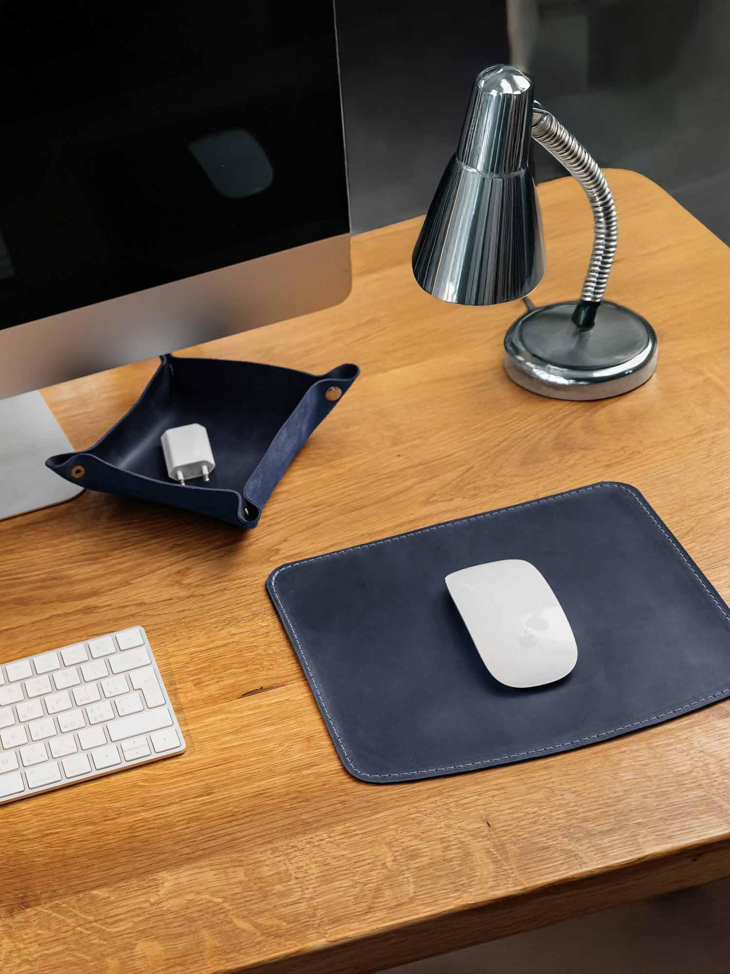 Crazy Horse Leather Mousepad – Matte & Durable