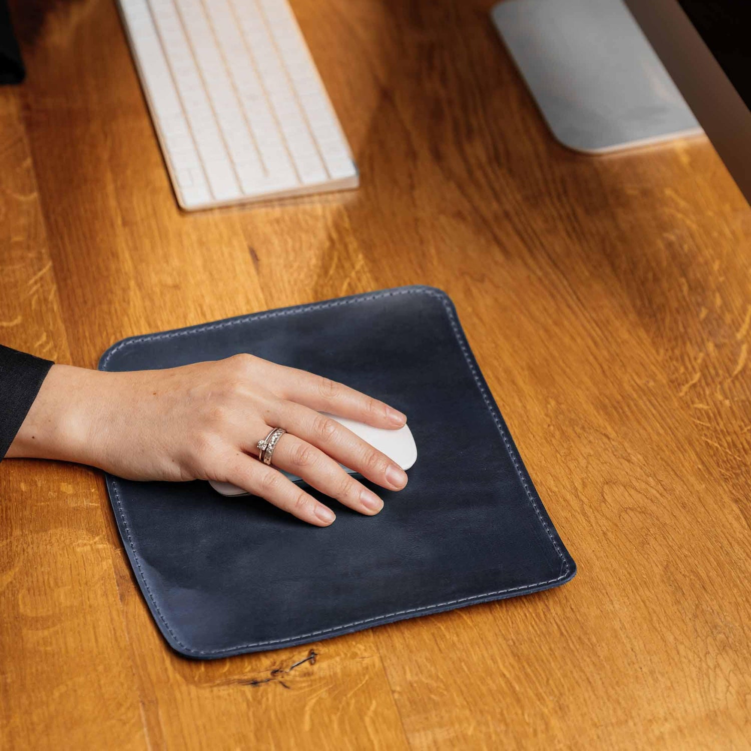 Crazy Horse Leather Mousepad – Matte & Durable