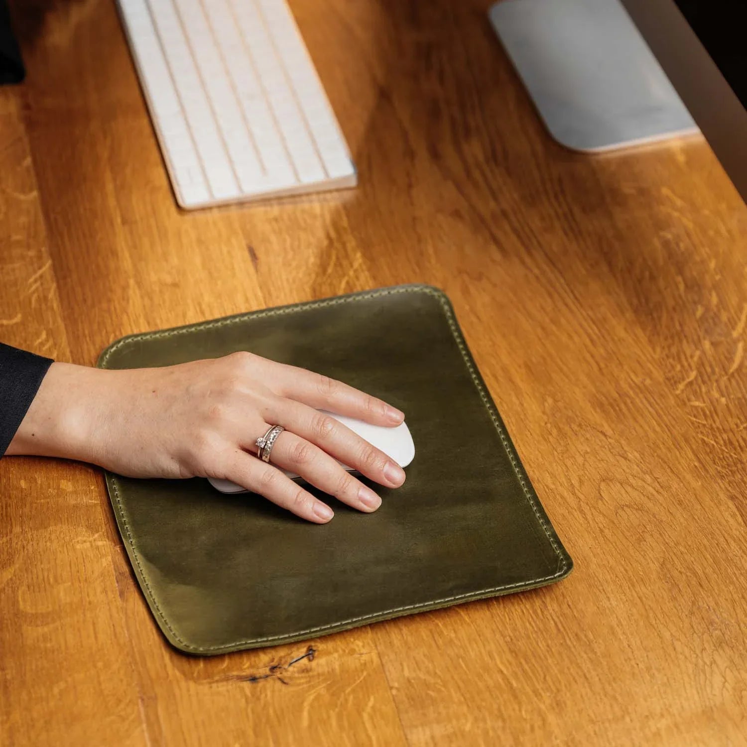 Crazy Horse Leather Mousepad – Matte & Durable