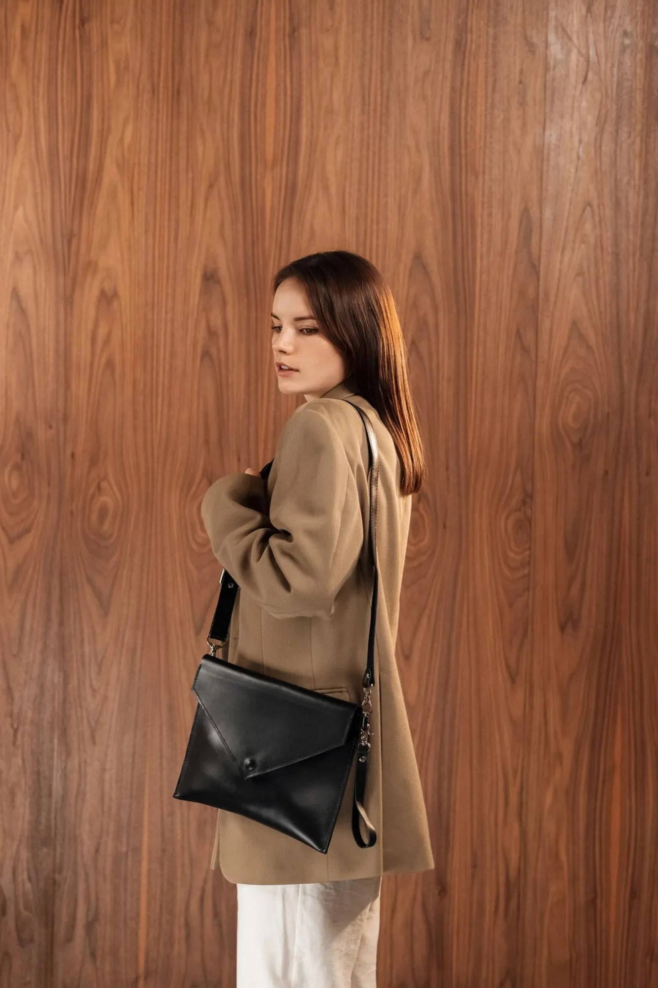 Leather Envelope Clutch - A4 | Smooth Black - Wenderfarer
