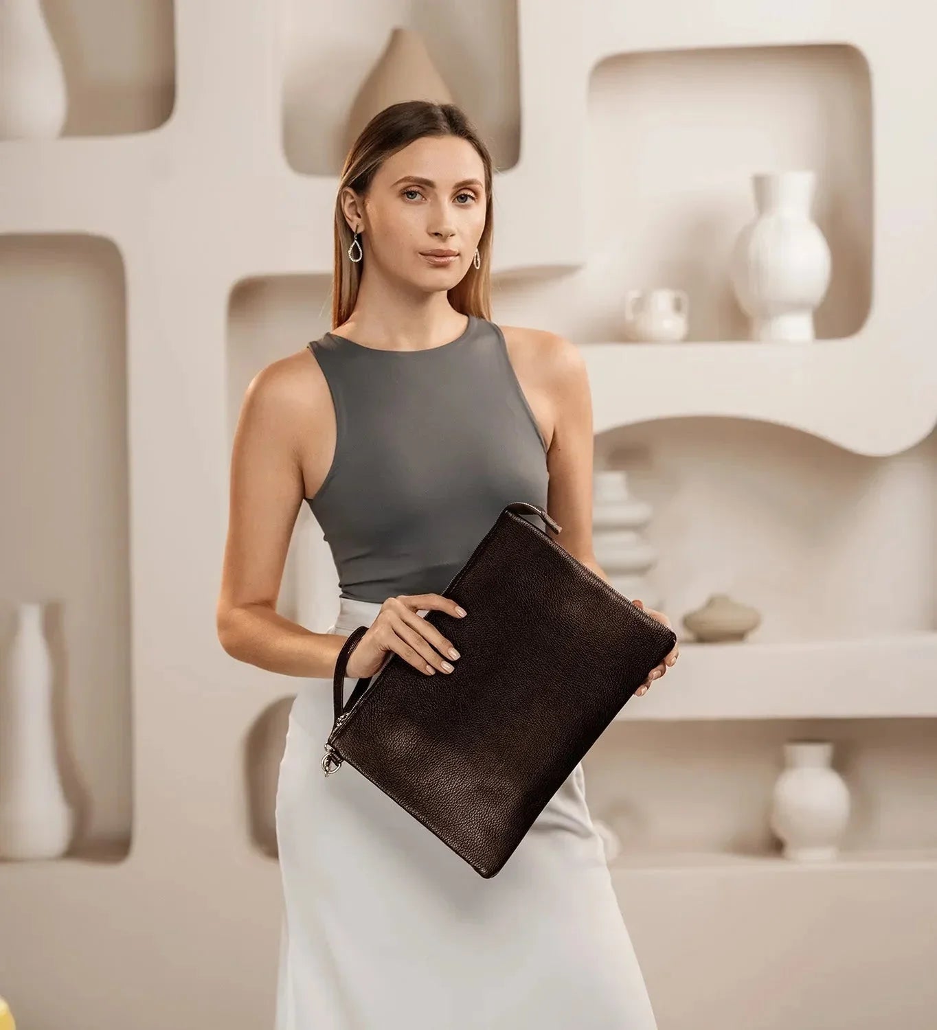 Grainy Leather Clutch with Zipper – 3 Sizes