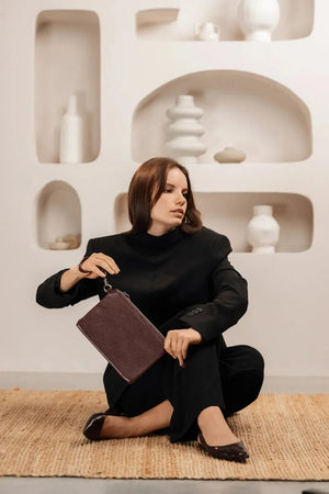 Grainy Leather Clutch with Zipper – 3 Sizes