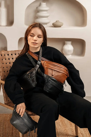 Grainy Leather Waist Bag with Zipper | B-Bag