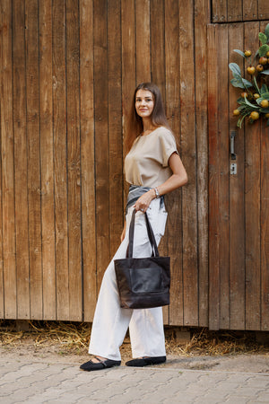 Women's Waxed Canvas Tote Bag with Leather Straps for Daily Use
