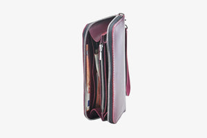 Leather Clutch Wallet – Zip Closure & Wrist Strap