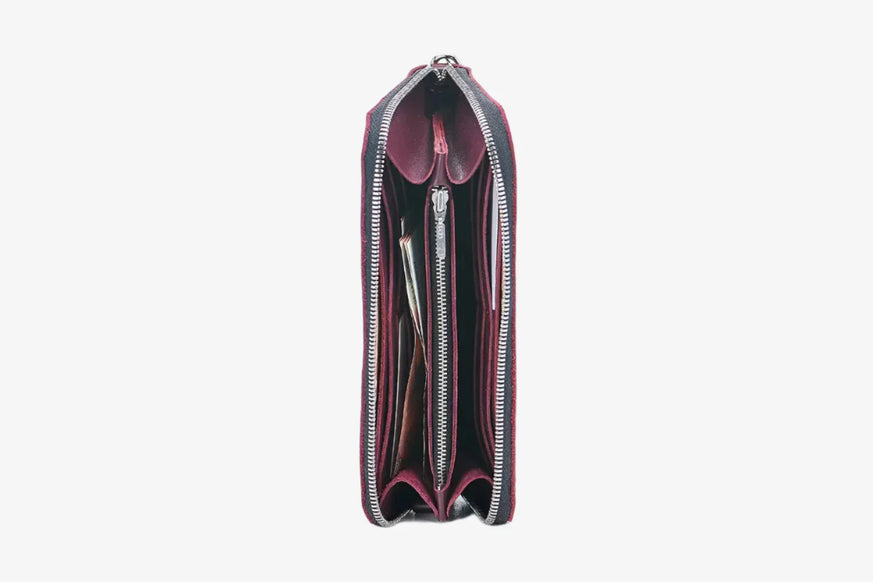 Leather Clutch Wallet – Zip Closure & Wrist Strap