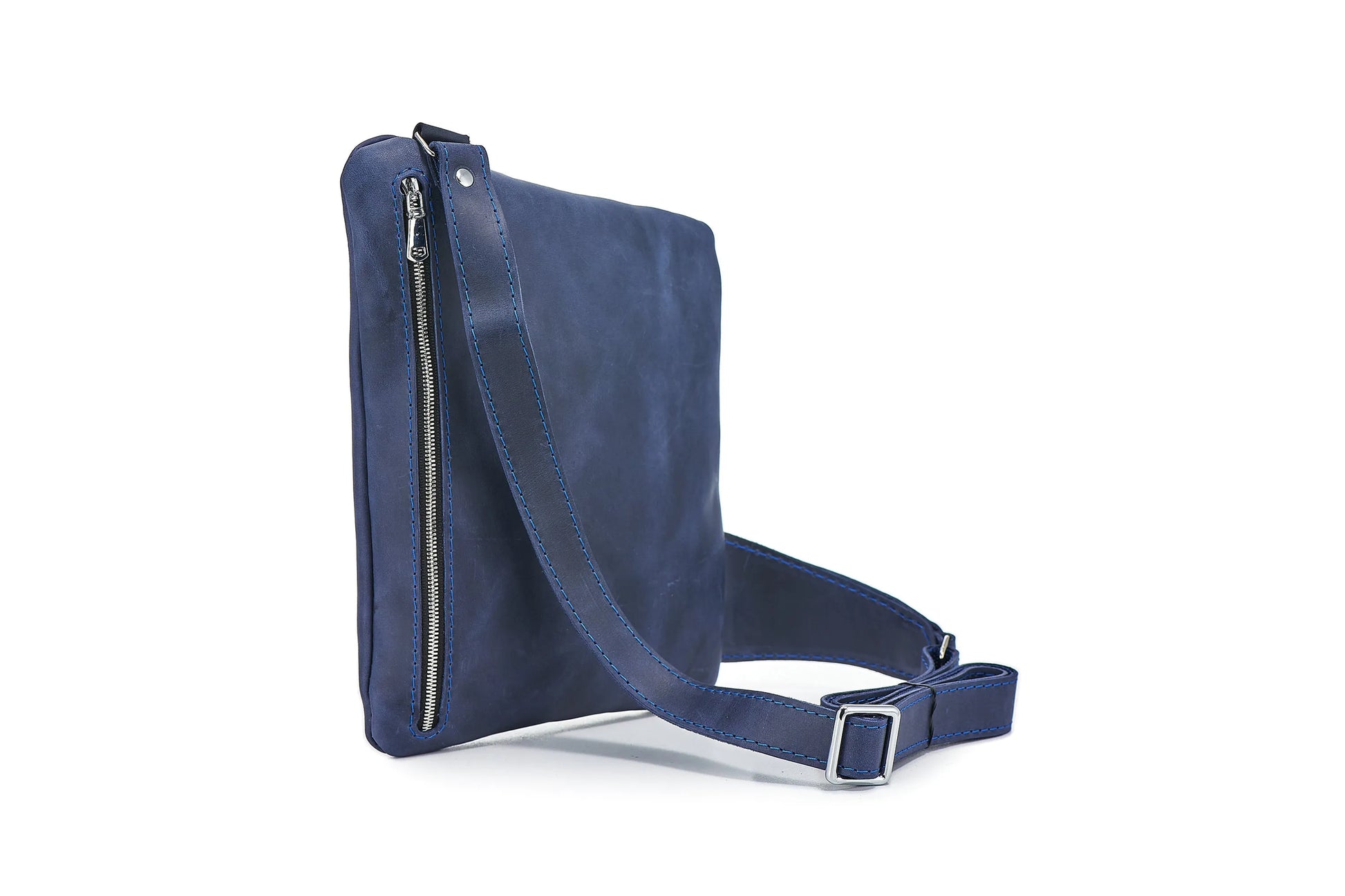 Men’s Sling Bag in Waxed Matte Leather | Hidden Back Pocket