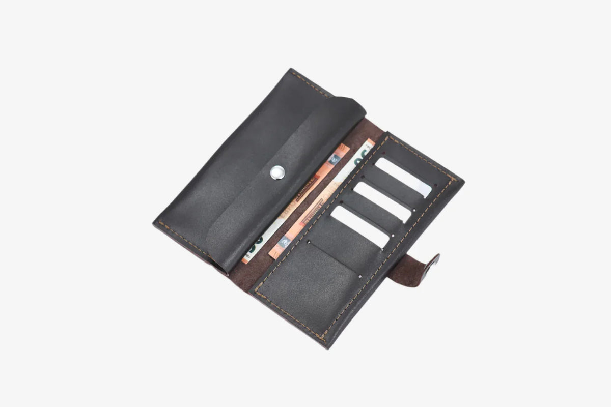 Classic Long Wallet – Smooth Leather & Snap Button