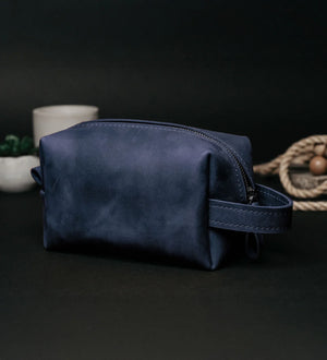 Waxed Matte Leather Dopp Kit – Travel Organizer