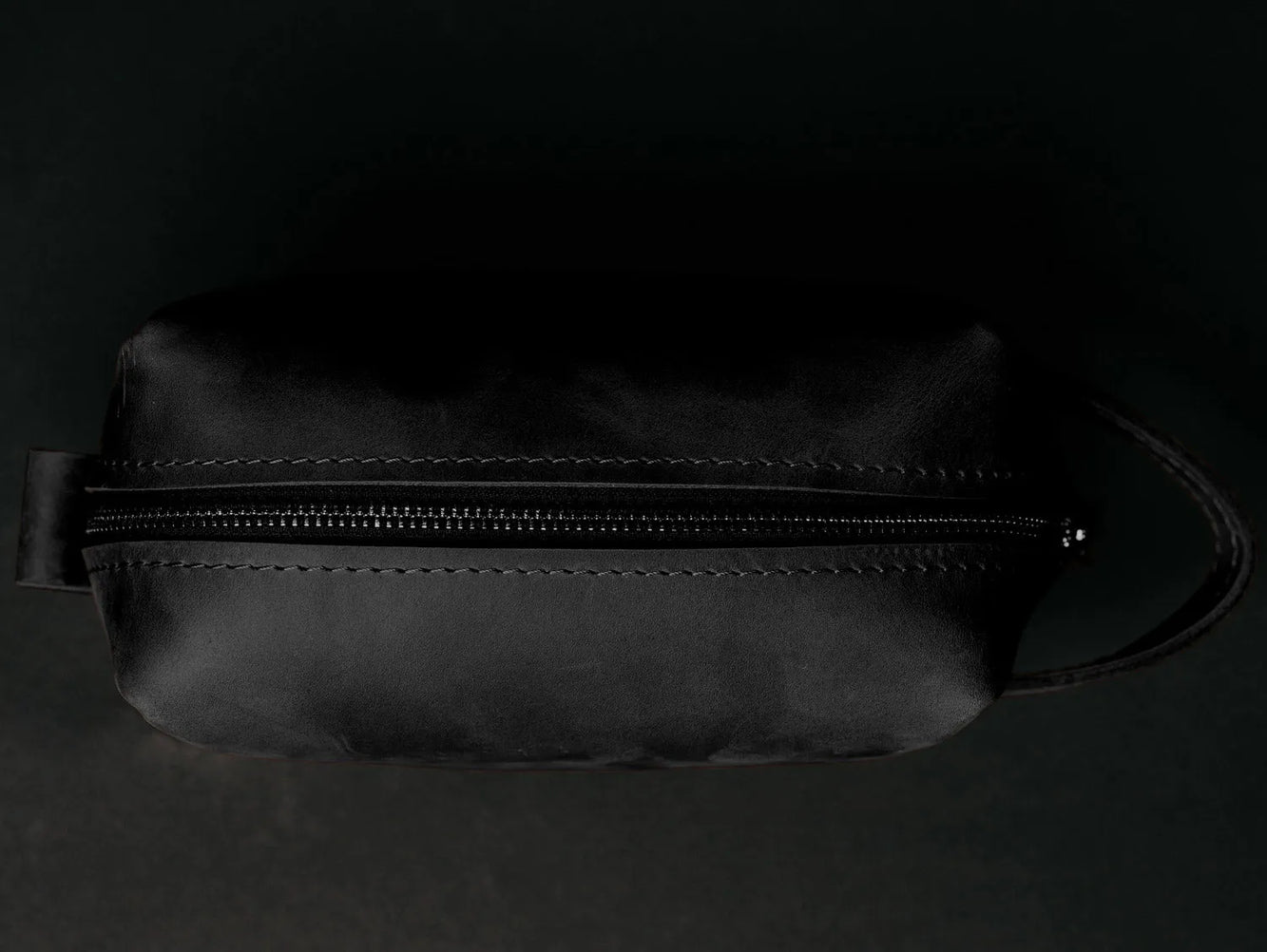 Leather Dopp kit | Matte Black - Wenderfarer