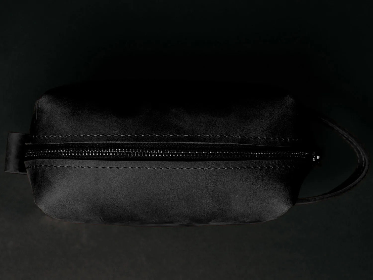 Leather Dopp kit | Matte Black - Wenderfarer